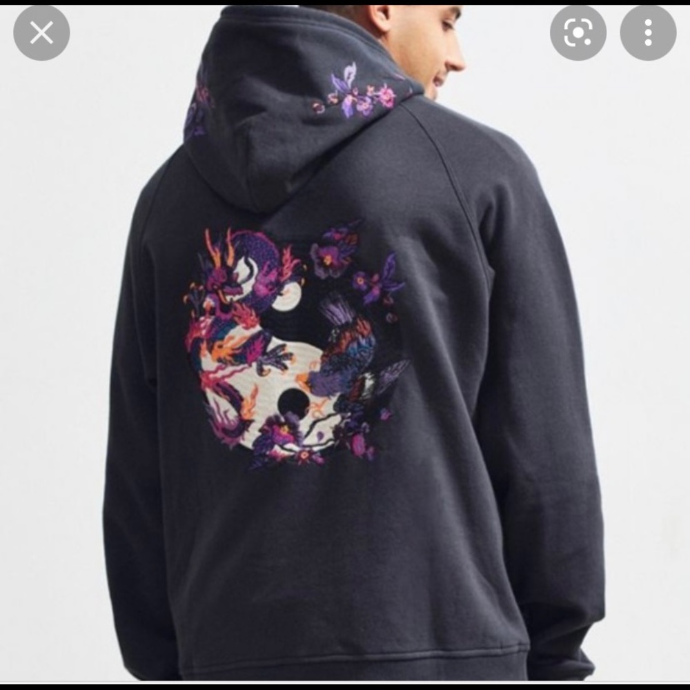 Trendy Urban outfitters black hoodie. Size M